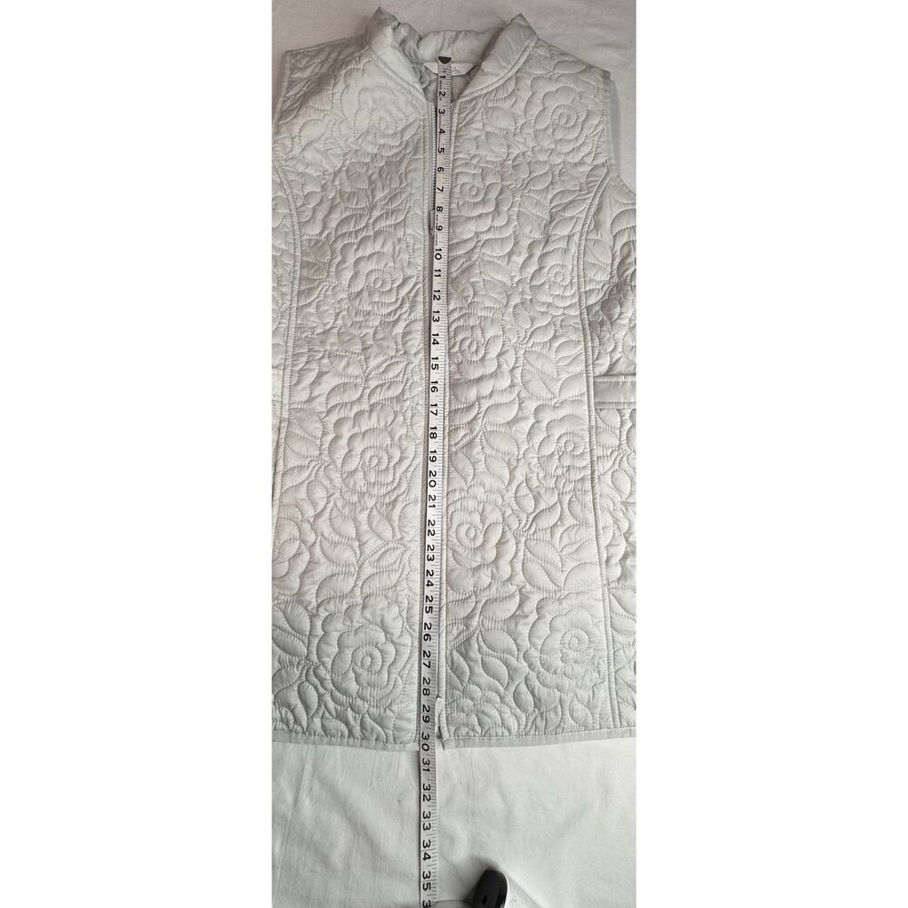 Denim Co Active XL Gray Zip Vest Floral Embroidery Pockets Adjustable Waist Snap - Picture 9 of 12